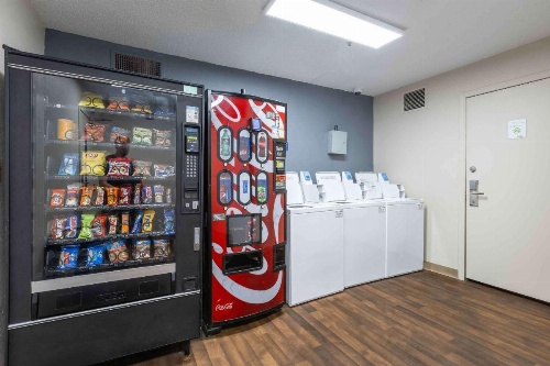 Extended Stay America Suites - Columbia - Greystone image 31